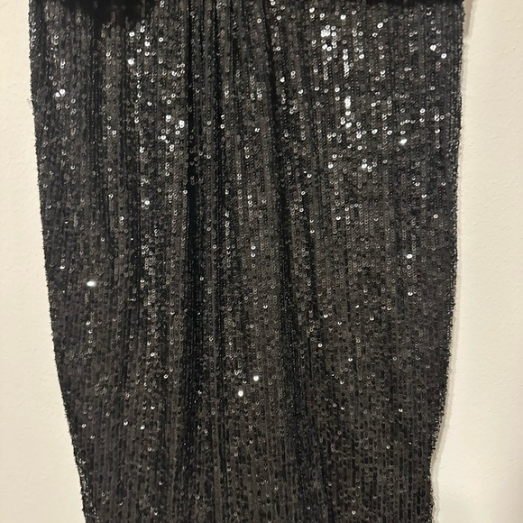 CALVIN KLEIN Sequined Bell Sleeve Crew Neck Above The Knee Party Sheath Dress 12 - Picture 9 of 17